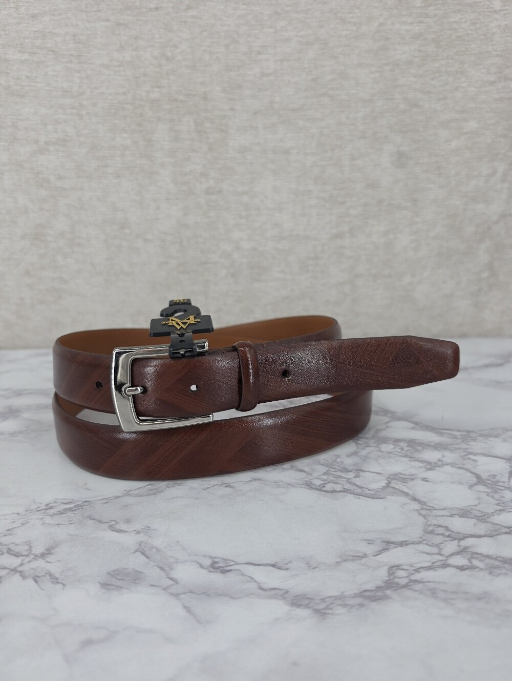 Men's Wearhouse Brown Wood Grain Effect Italian Leather Belt Size 46